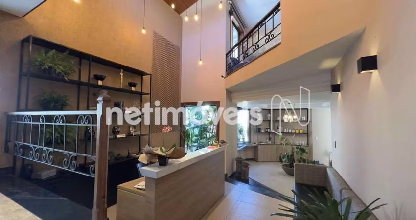 Casa residencial à venda no bairro Belvedere com 420 m² e 3 dormitórios/quartos.