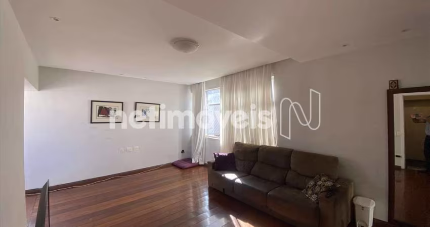 Apartamento à venda com 135 m², 3 dormitórios/quartos no bairro Santo Antônio