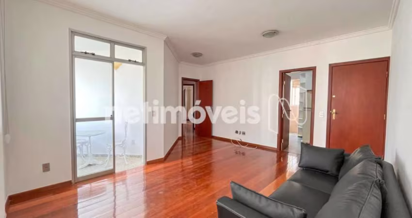 Apartamento à venda no bairro Funcionários com 80m² e 2 dormitórios/quartos.