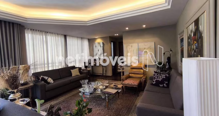 Cobertura de 378 m² à venda com 4 dormitórios no bairro Lourdes, ideal para você!