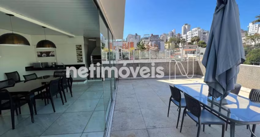 Cobertura à venda no Grajaú com 240m² e 4 dormitórios/quartos disponíveis.