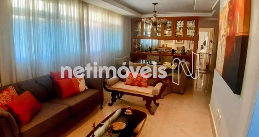 Apartamento Cobertura à Venda no Bairro Santo Antônio com 218m² e 4 Dormitórios/Quartos