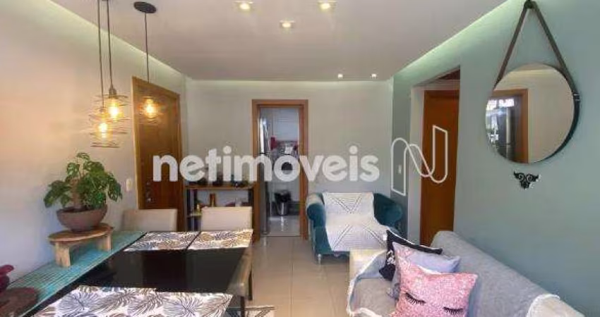 Apartamento à venda no bairro Floresta, com 60 m² e 3 dormitórios/quartos disponível.