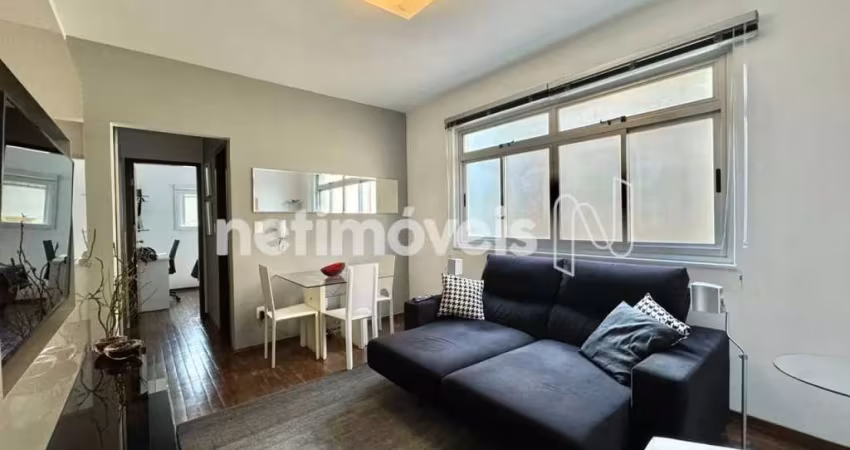 Apartamento à venda no bairro Serra com 60 m² e 2 dormitórios/quartos disponíveis.