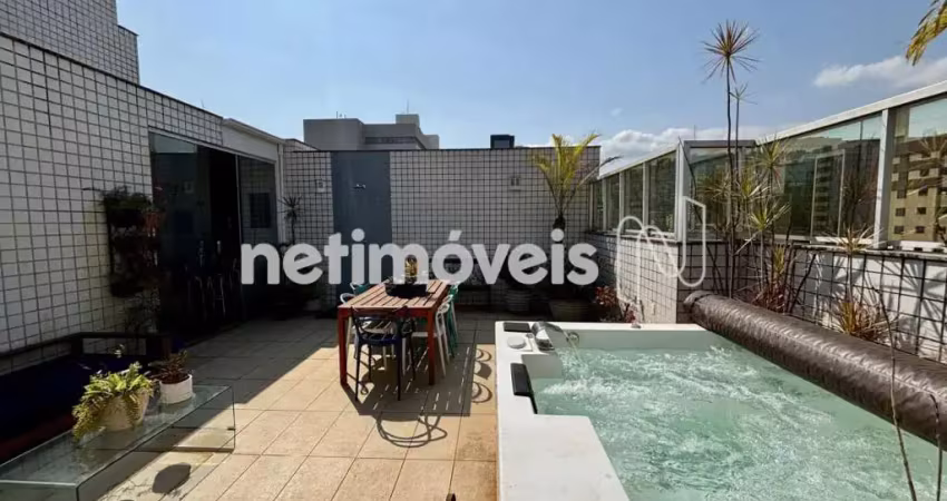 Cobertura à venda no bairro Santa Efigênia com 3 dormitórios e 197 m². Aproveite!