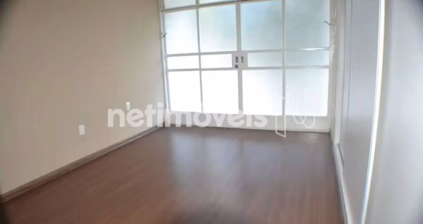 Apartamento à venda no bairro Santo Agostinho, 140 m² e 4 dormitórios/quartos.