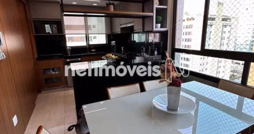 Apartamento à venda no bairro Lourdes com 88 m² e 2 dormitórios/quartos disponíveis.