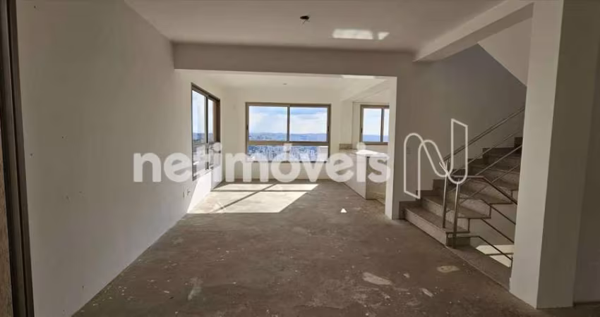 Casa residencial à venda no bairro Buritis com área útil de 292 m², 0 dormitórios/quartos.