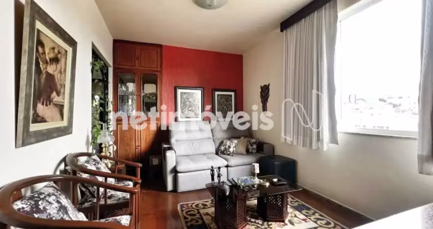 Apartamento à venda no bairro Prado com área de 90 m² e 3 dormitórios/quartos.