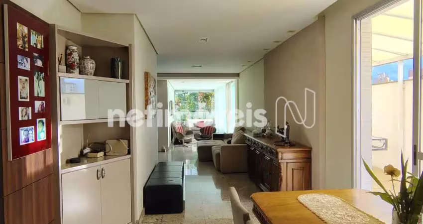 Apartamento à venda no Grajaú com 288m² e 3 dormitórios/quartos disponíveis.