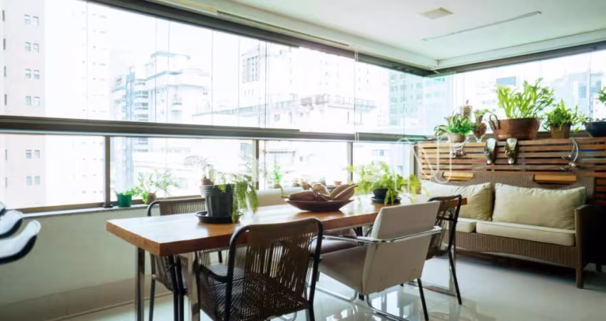 Apartamento à venda no bairro Santo Agostinho com 180 m² e 4 dormitórios/quartos.
