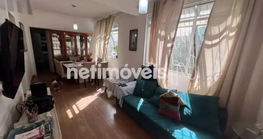 Apartamento à venda no bairro Serra com 96 m² e 3 dormitórios/quartos disponíveis.