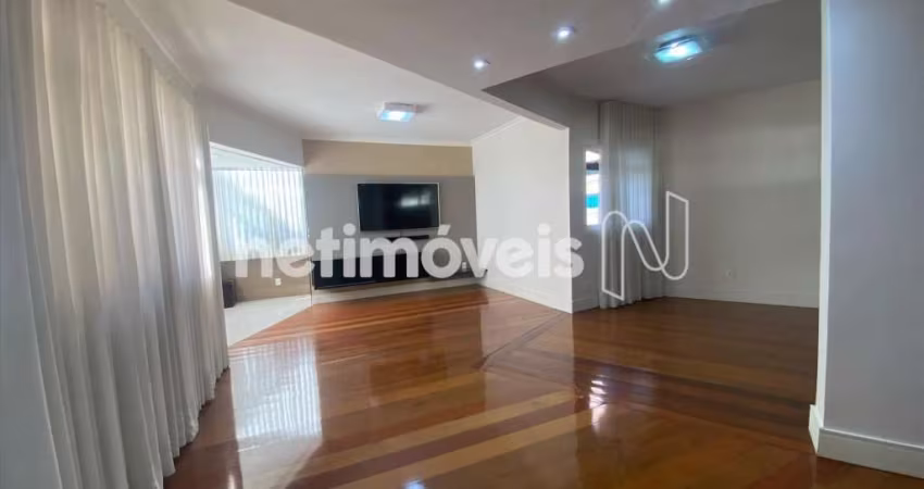 Apartamentos à venda no bairro Buritis com 160 m² e 3 dormitórios/quartos.