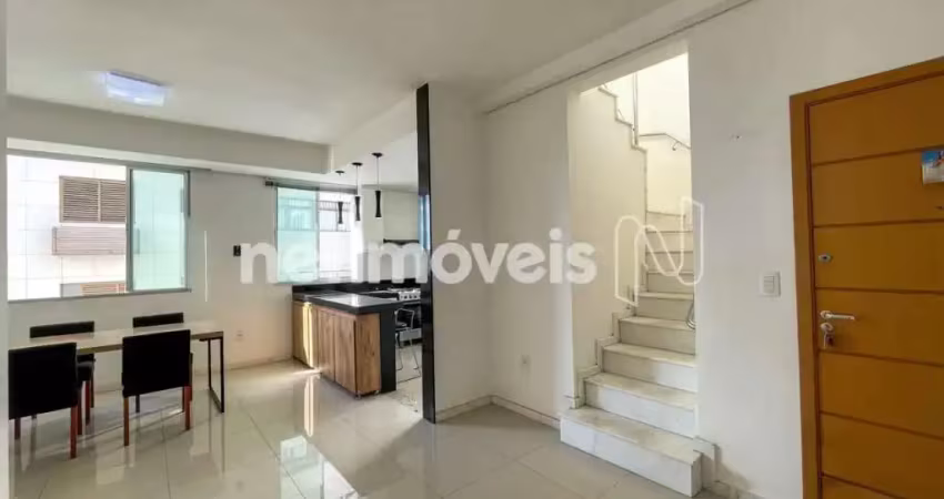 Apartamento cobertura à venda no bairro Prado com 170m² e 3 dormitórios/quartos.