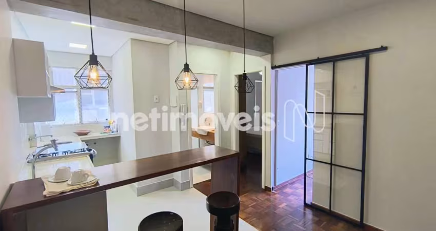 Apartamento para alugar no bairro Funcionários com 55m² e 2 dormitórios/quartos disponíveis