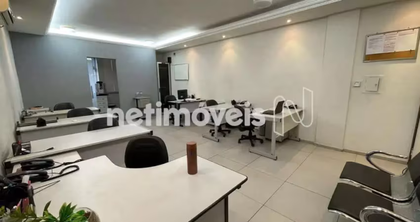 Escritório para Alugar no Bairro Santo Antônio com 91 m² de Área Útil disponível