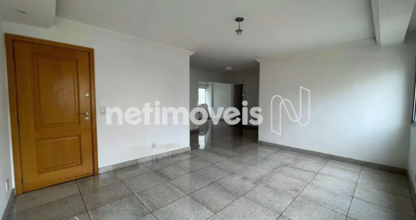 Apartamento para alugar no bairro Funcionários com 131 m² e 3 dormitórios/quartos.