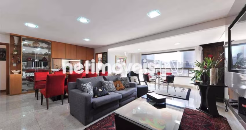 Apartamento à venda no Cruzeiro com 150 m² e 4 dormitórios/quartos disponíveis.