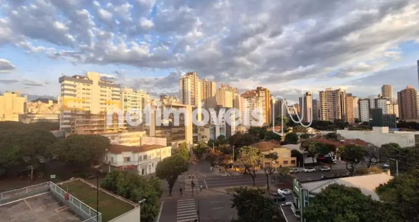 Apartamento à Venda no Bairro Funcionários com 31 m² e 1 dormitório/quarto