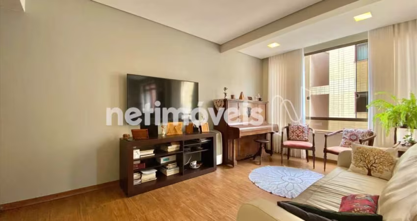 Apartamento à venda no bairro Buritis com 3 dormitórios e 100 m² de área útil.
