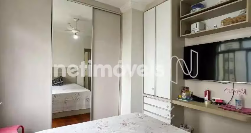 Cobertura à venda no bairro Luxemburgo com 150 m² de área.