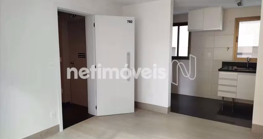 Apartamento para aluguel em Lourdes - 2 dormitórios e 65 m² de área útil disponível.