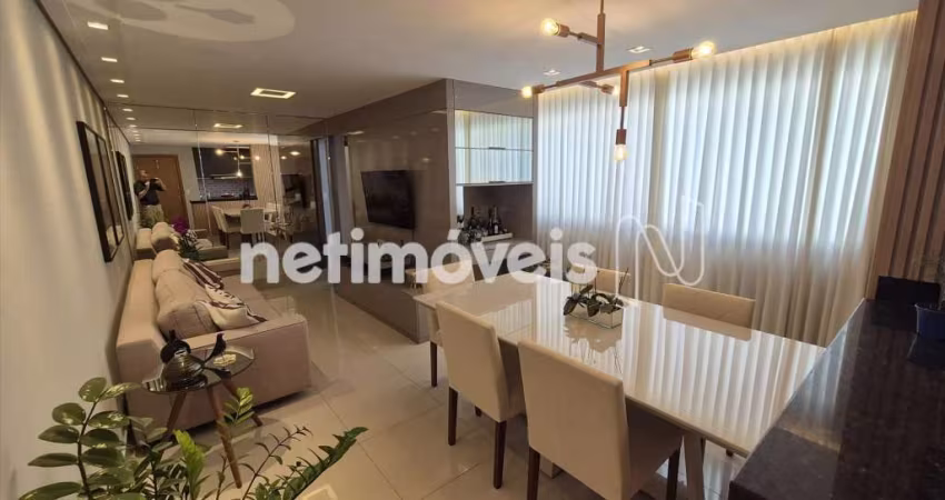 Apartamento à venda no bairro Sagrada Família, 75 m² e 3 dormitórios/quartos disponíveis.
