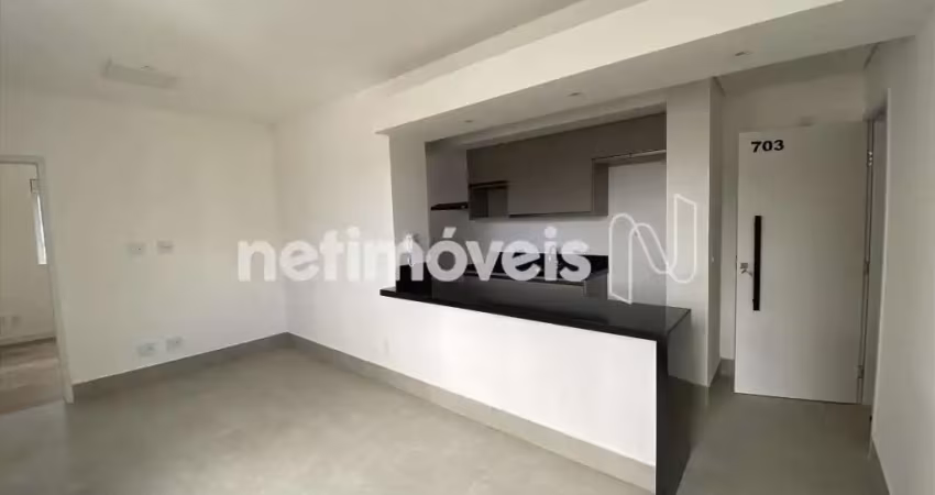 Apartamento com 54m² para alugar, 2 dormitórios/quartos no bairro Funcionários.