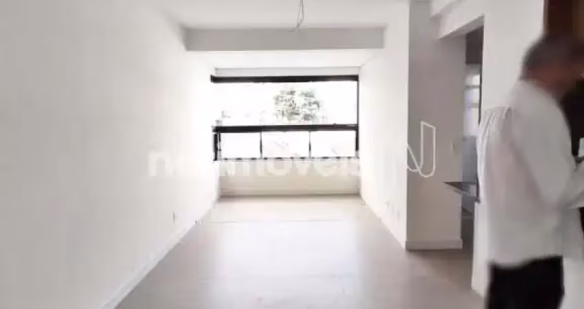 Apartamento para Aluguel no bairro Santo Antônio com 63m² e 2 dormitórios/quartos.