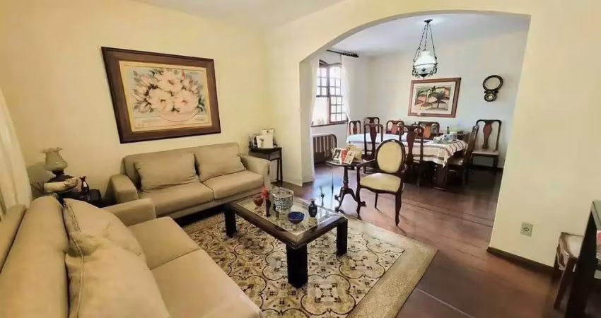 Residencial › casa no santa lúcia com 340,00 (m²), 5 quartos e 3 vagas para venda