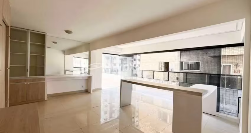 Área privativa à venda com 181m², 4 quartos e 3 vagas