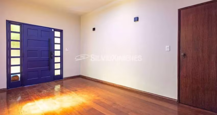 Casa com 6 quartos para alugar na Rua Paulo Afonso, 366, Santo Antônio, Belo Horizonte