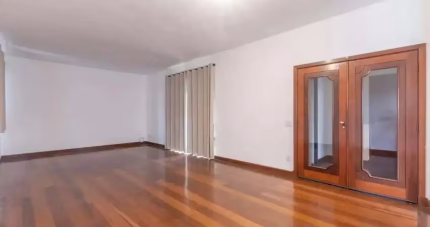 Residencial › apartamento com 220,00 (m²), 4 quartos e 3 vagas para venda