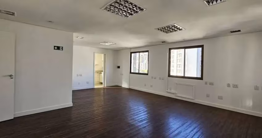 Casa comercial com 4 salas para alugar na Rua Sergipe, 1333, Savassi, Belo Horizonte