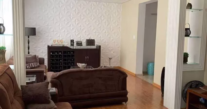 Residencial › área privativa com 205,00 (m²), 4 quartos e 2 vagas para venda