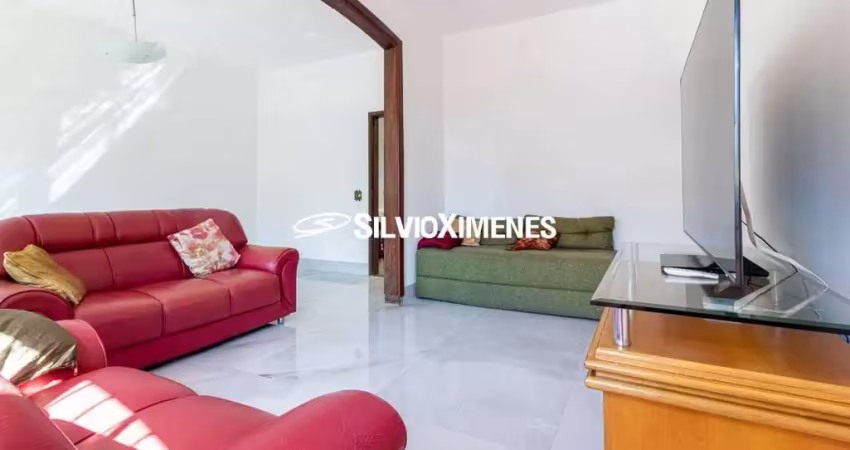 Residencial › casa no padre eustáquio com 350,00 (m²), 5 quartos e 2 vagas para venda