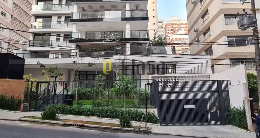 Apartamento novo Jardim Paulista três suítes, 4 vagas!