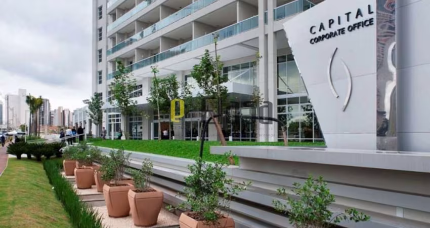 Conjunto comercial Sala com ar condicionado dotado porta com código digital , terraço,  vagas