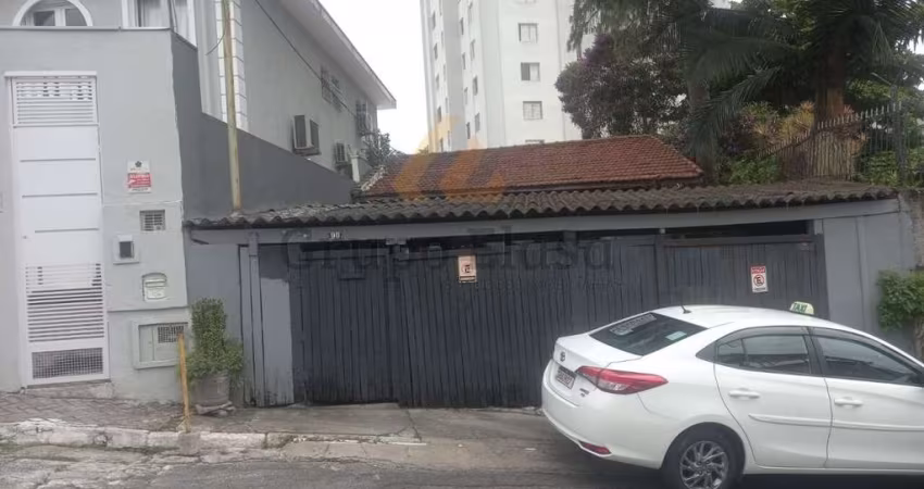 Casa Térrea com Edícula ? Espaço, Conforto e Localização Privilegiada em Santo Amaro!