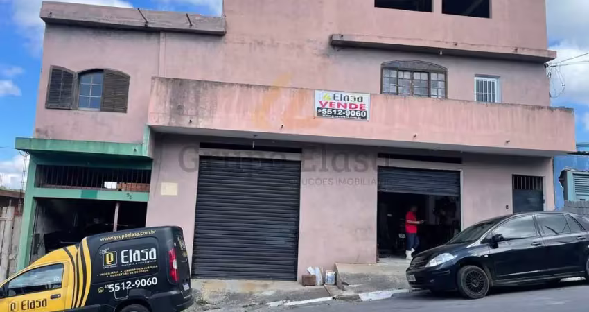 Casa à venda na Rua Santarém, 33, Jardim Santa Júlia, Itapecerica da Serra
