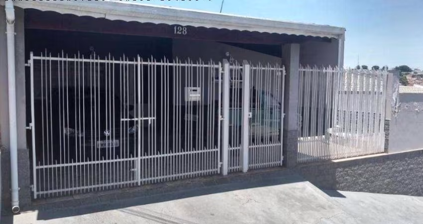 Casa para Venda em Bragança Paulista, JARDIM DAS LARANJEIRAS, 3 dormitórios, 1 suíte, 3 banheiros, 3 vagas