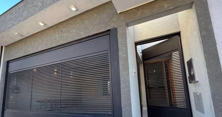 Casa para Venda em Bragança Paulista, RESIDENCIAL PIEMONTE, 3 dormitórios, 1 suíte, 2 banheiros, 2 vagas