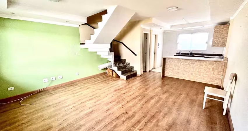Casa em condominio a venda com 3 quartos(1suite), 3 vagas e churrasqueira.