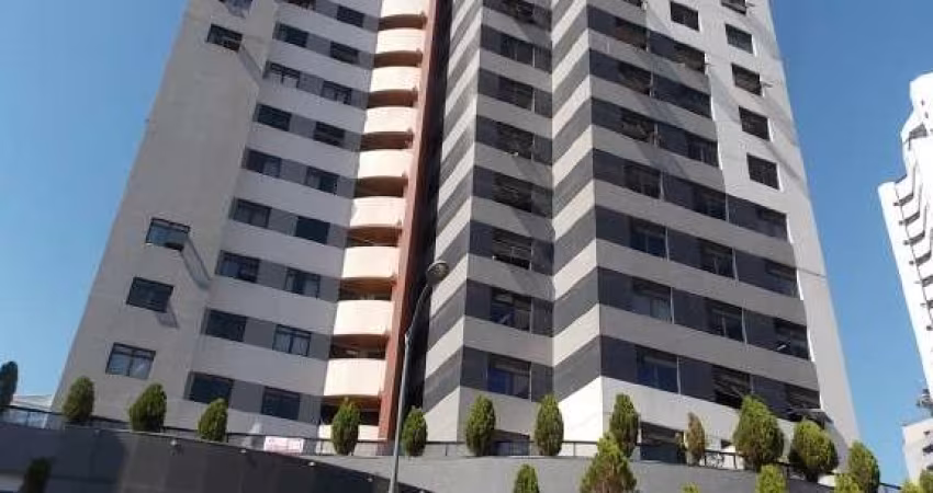 Apartamento com 2 quartos  para alugar, 70.00 m2 por R$2200.00  - Centro - Curitiba/PR