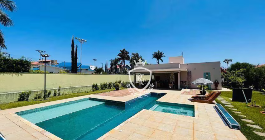 Casa com 3 dormitórios à venda, 370 m² por R$ 2.400.000,00 - Condomínio Village Castelo - Itu/SP