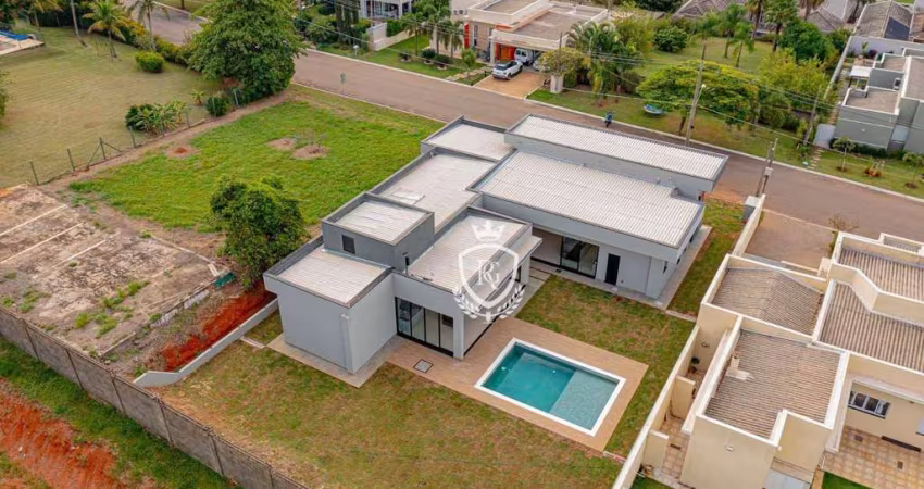 Casa nova no Condomínio Santa Monica