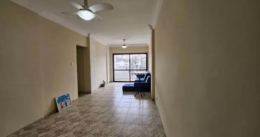 APARTAMENTO COM 100 M2, 2 DORMITÓRIOS, VARANDA , 1 VAGA DE GARAGEM, NA PONTA DA PRAIA - SANTOS/SP