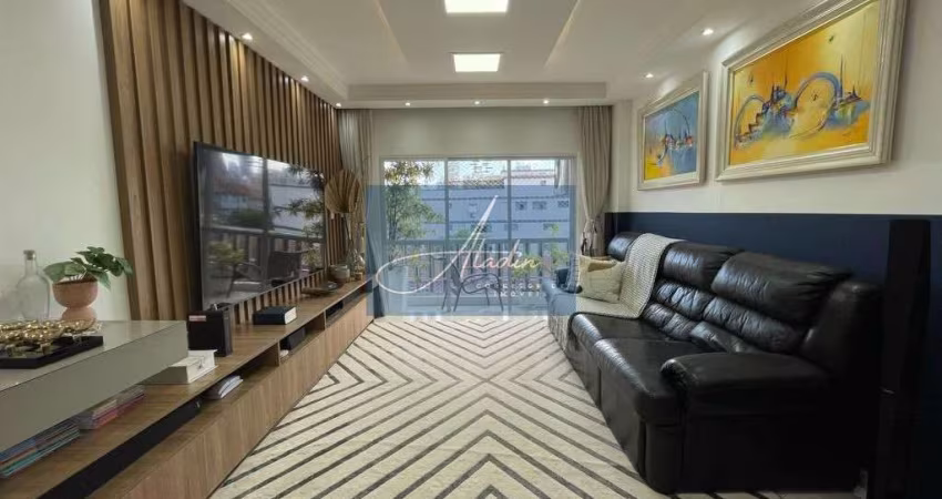 Apartamento frontal 111M² com 2 Quartos, 1 Suíte, 2 Banheiros, Varanda, 1 Vaga - Embaré - Santos/SP