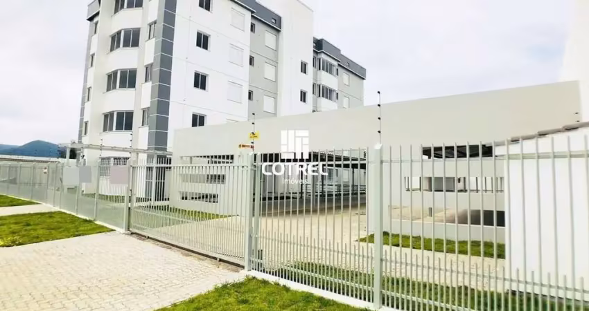 Apartamento com 2 dormitórios  e garagem no Residencial Topázio