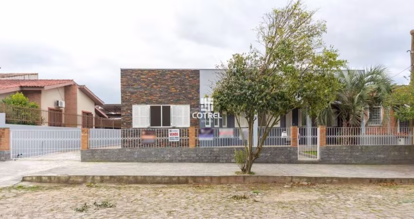Casa 3 dormitórios sendo 3 suítes e 4 vagas de garagem no Jardim Lindoia no Bair